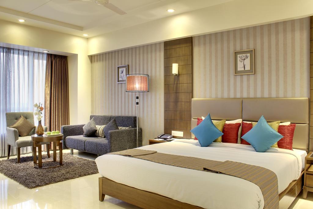 Hotel Suba Grand Dahej Exterior foto